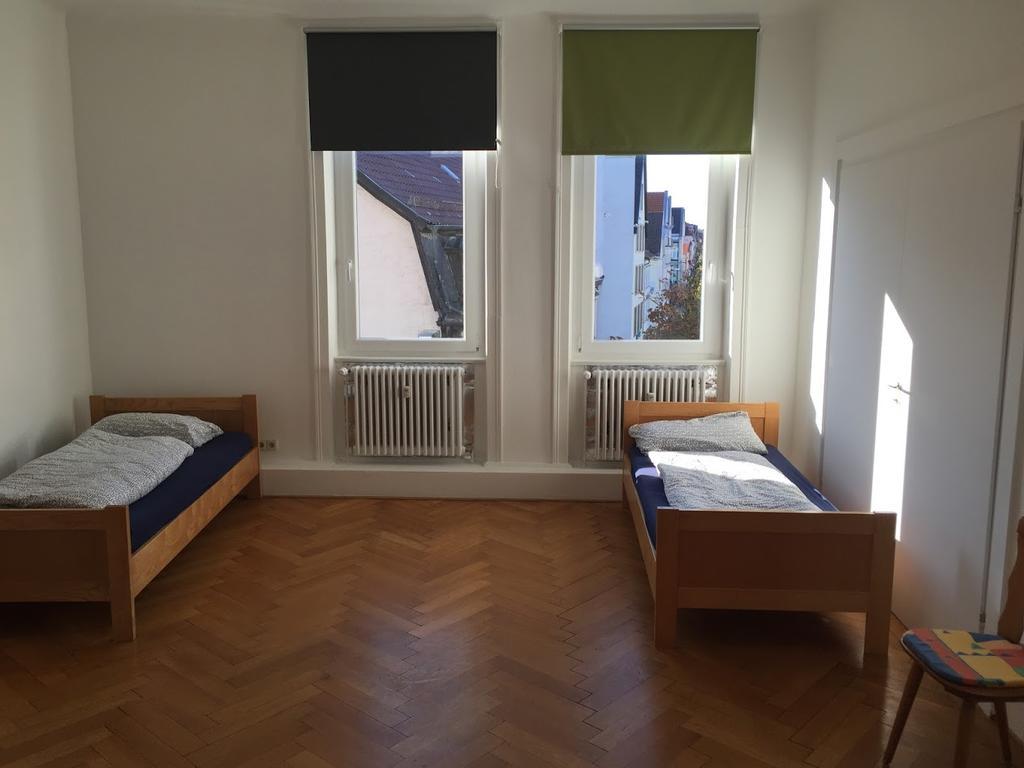 Unterkunft Göppingen Esterno foto